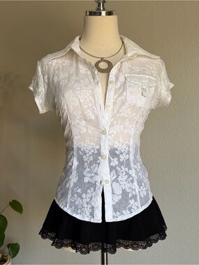 Guess White Sheer Floral Button-Down Cap Sleeve Top